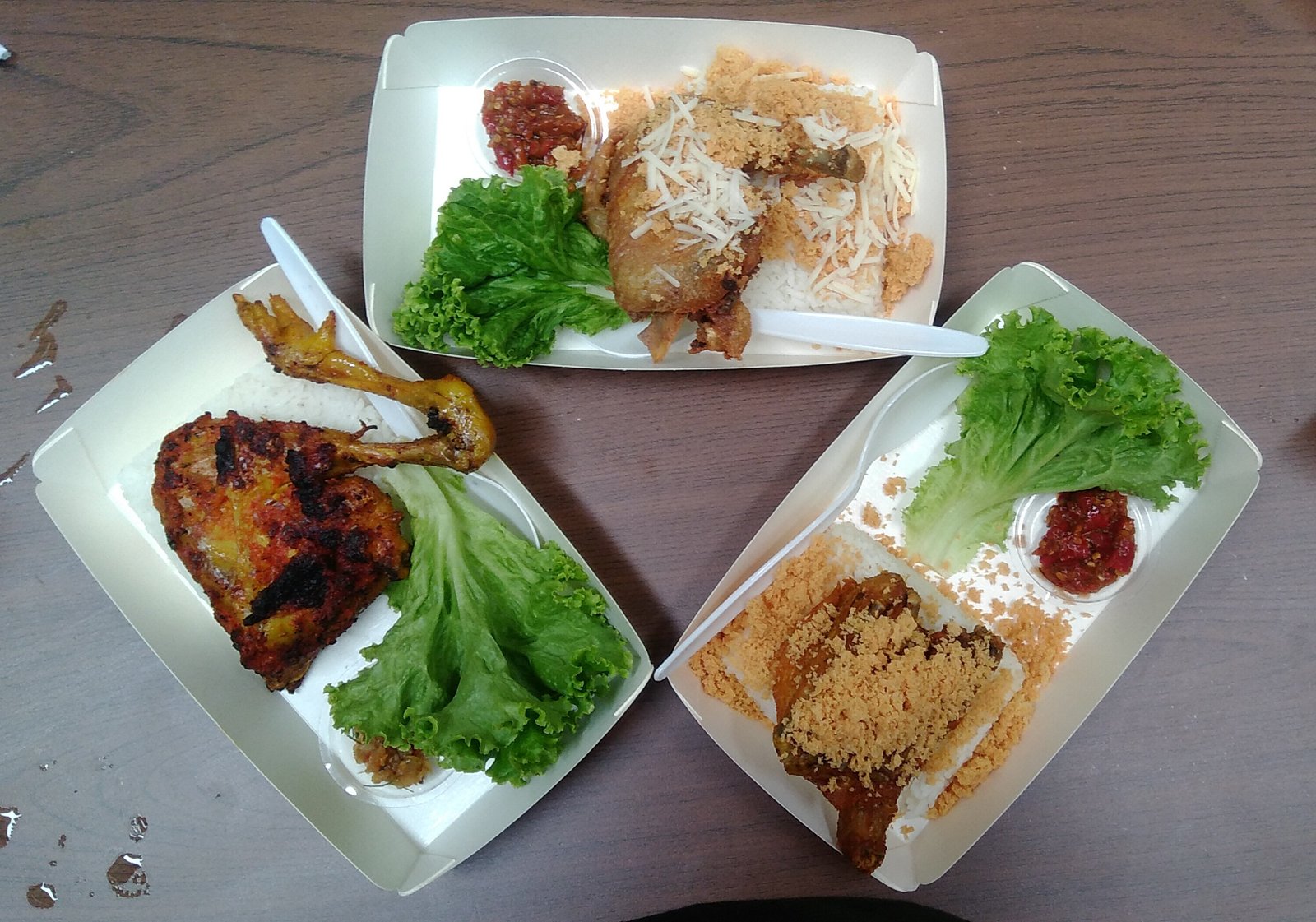 Menikmati Kelezatan Kuliner Klasik di Kampoeng Legenda Mal Ciputra Jakarta