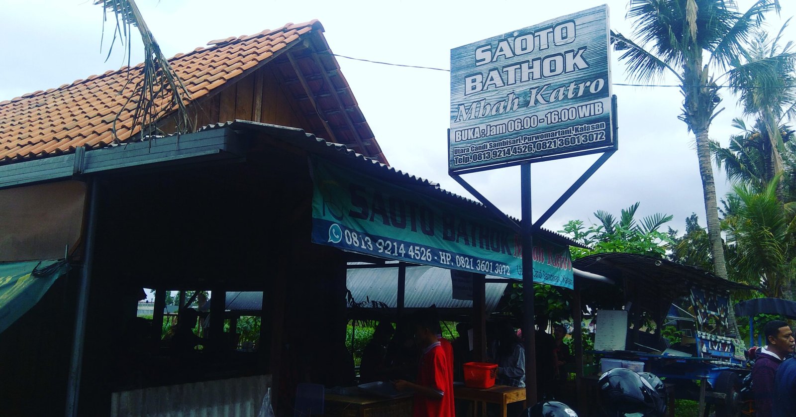 Rahasia Dalam Batok: Tradisi Khas Mbah Katro