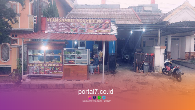 Ngampar Bareng, Yuk Nikmati Ayam Sambel Ngambreng Villa Bogor Indah
